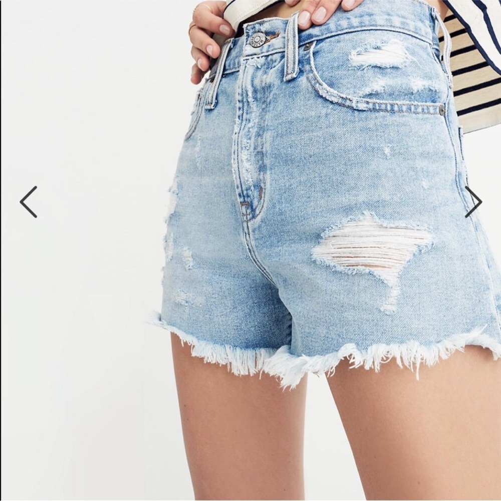 Madewell The Perfect Jean‎ Short Factory Distressed